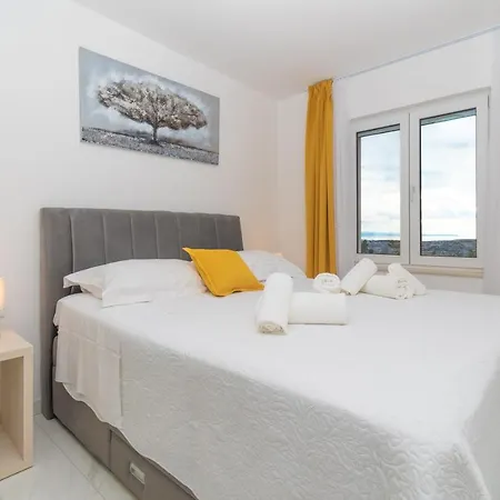 Despacito In Klis, Split - Private Heated Pool Villa *