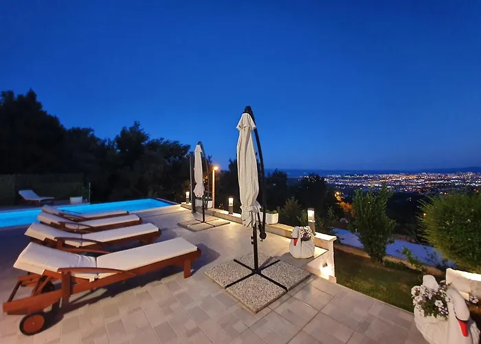 Despacito In Klis, Split - Private Heated Pool