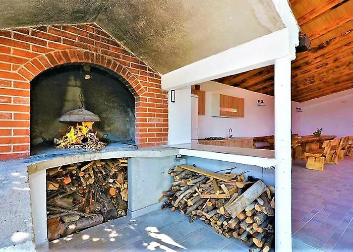 Despacito In Klis, Split - Private Heated Pool Villa Solin